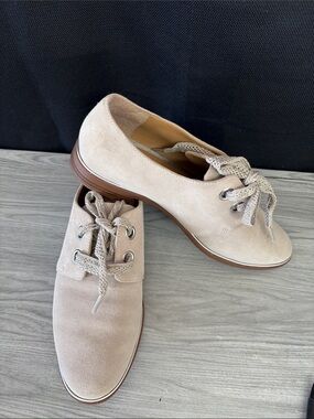 Franco Sarto Beige Suede Lace-Up Flats